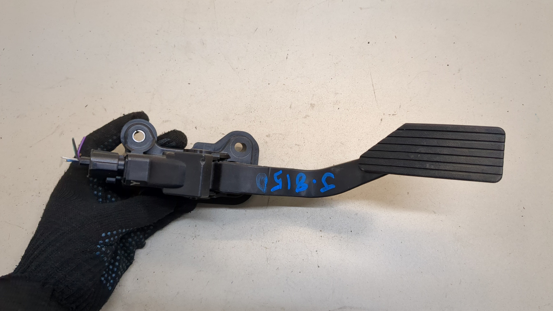 Педаль газа