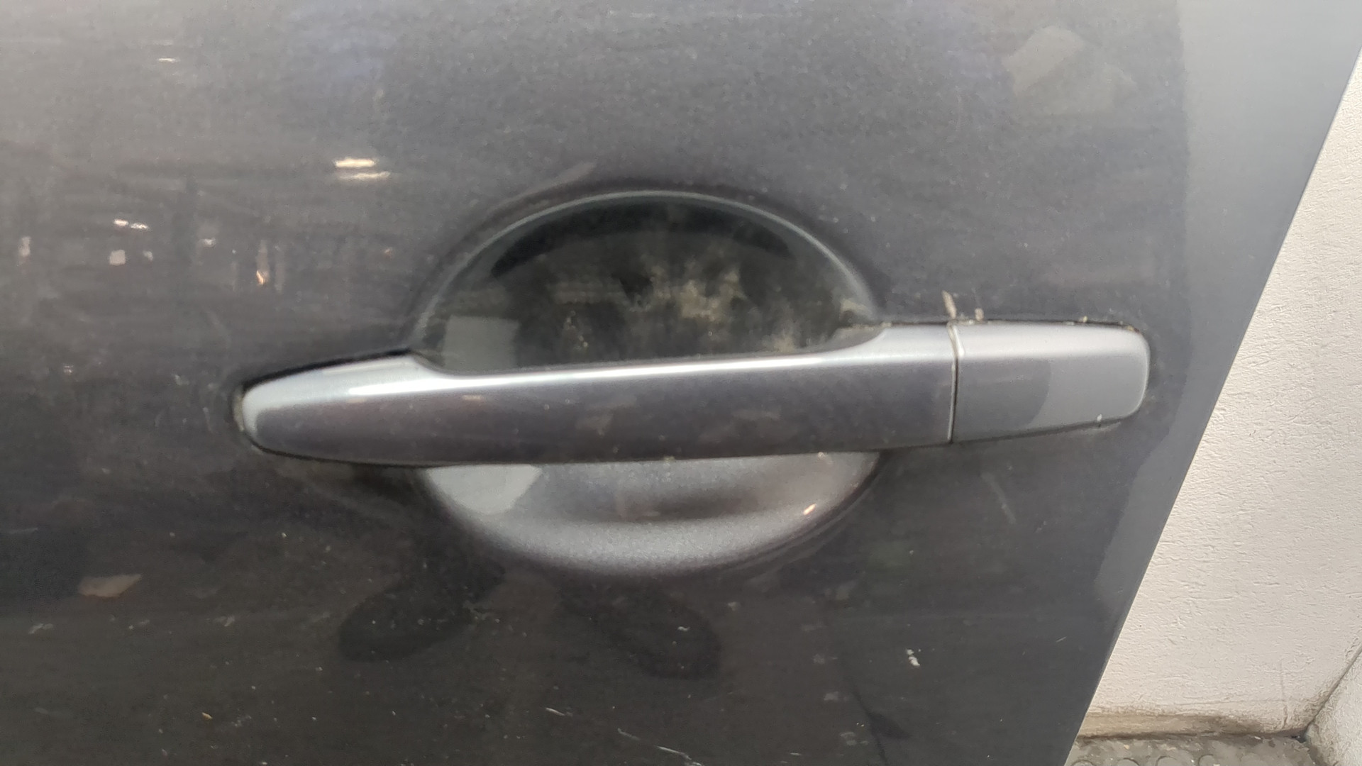 Дверь передняя левая