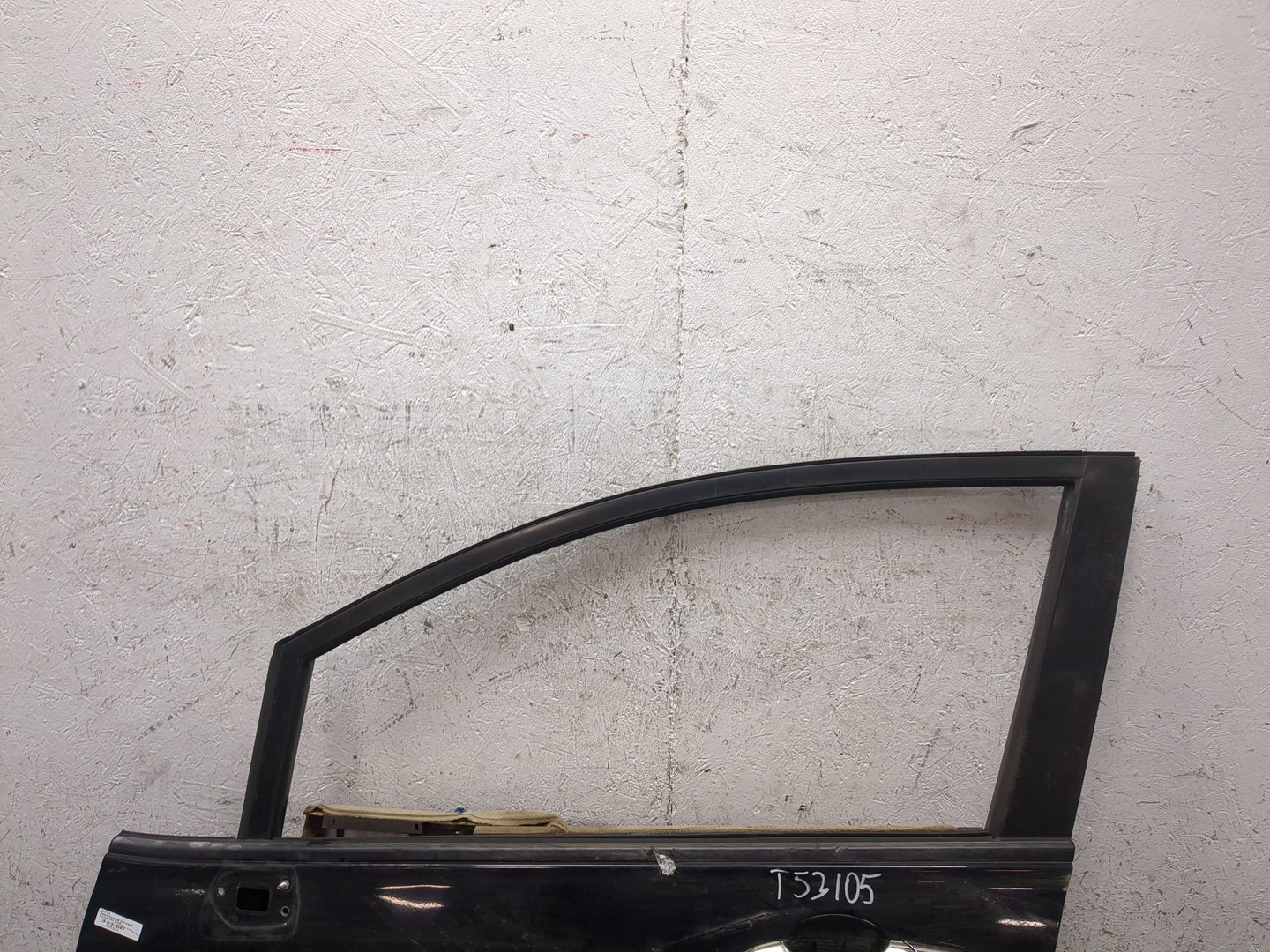 Дверь передняя левая