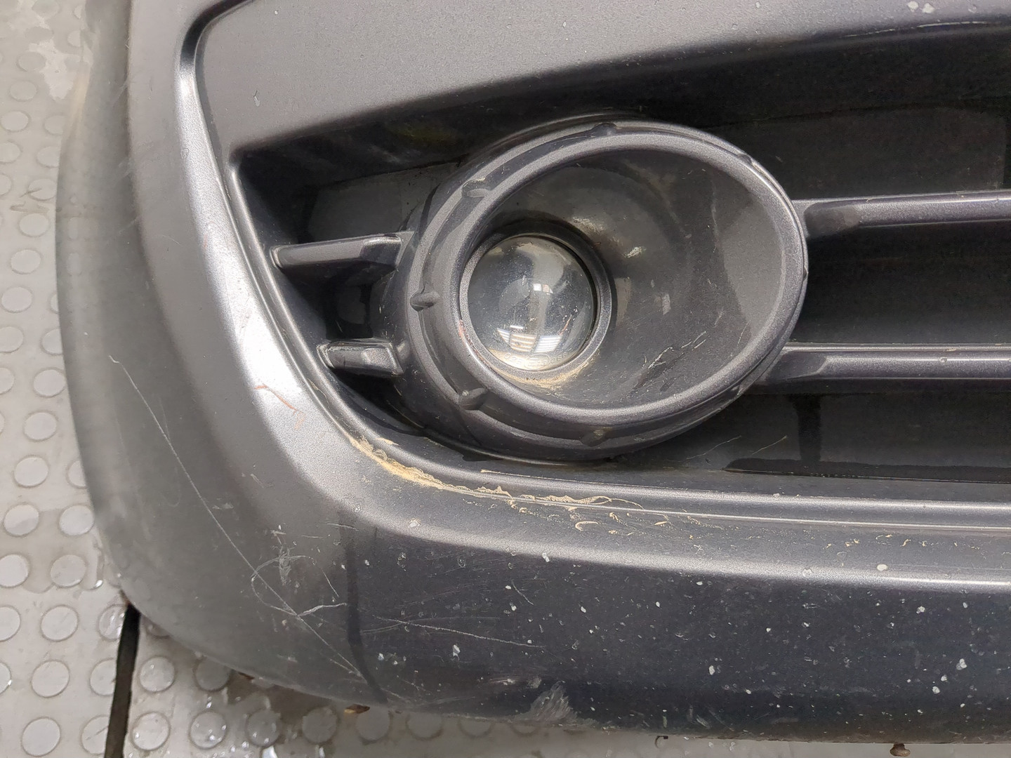 Бампер передний