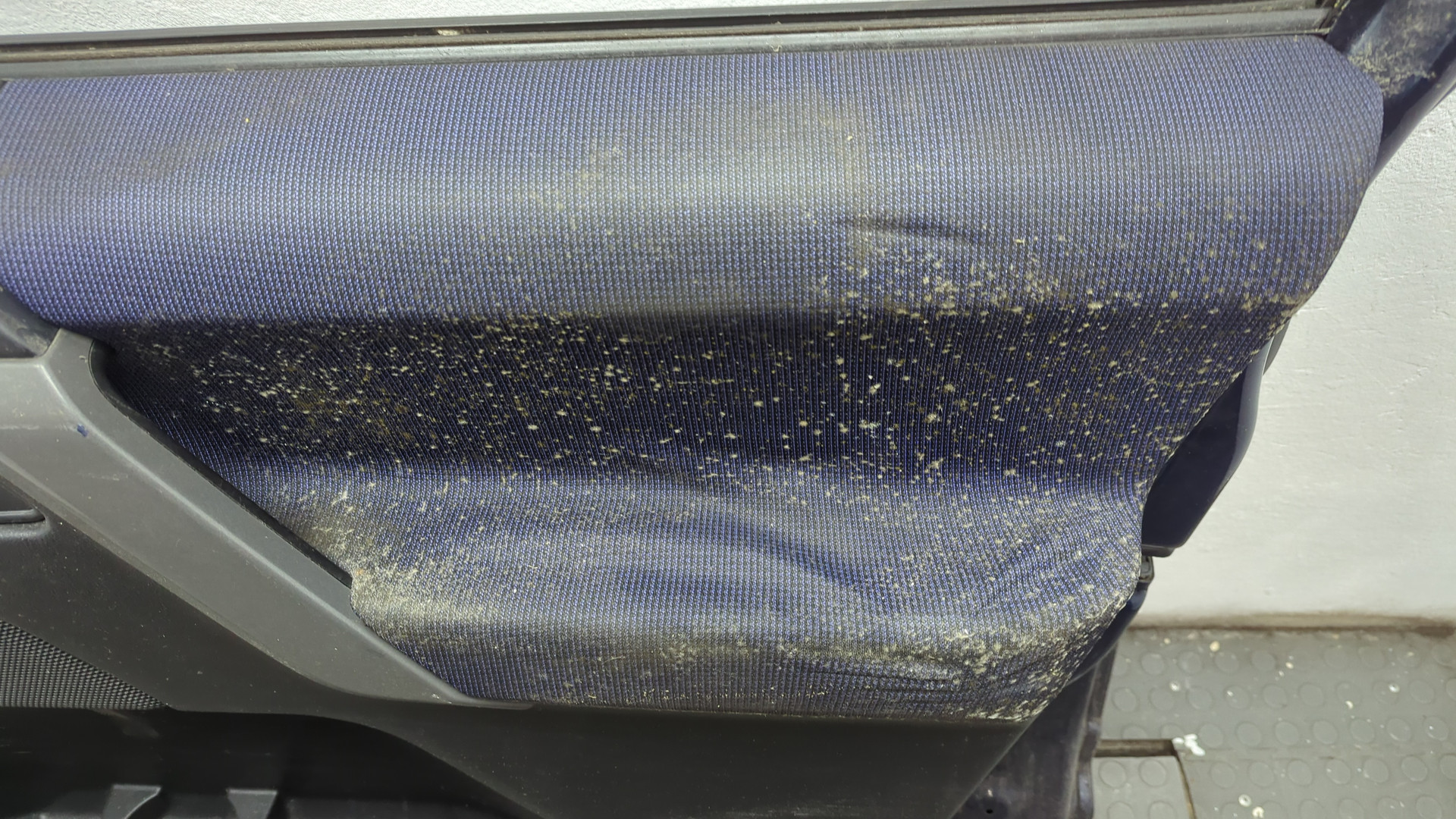 Дверь передняя правая