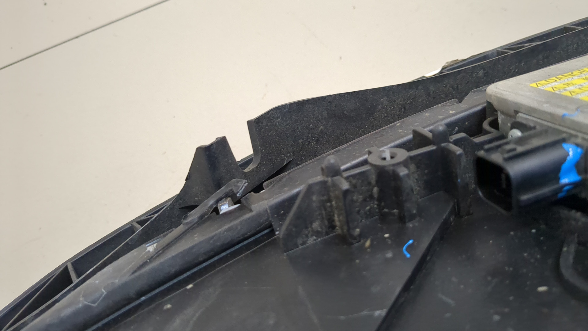 Фара правая