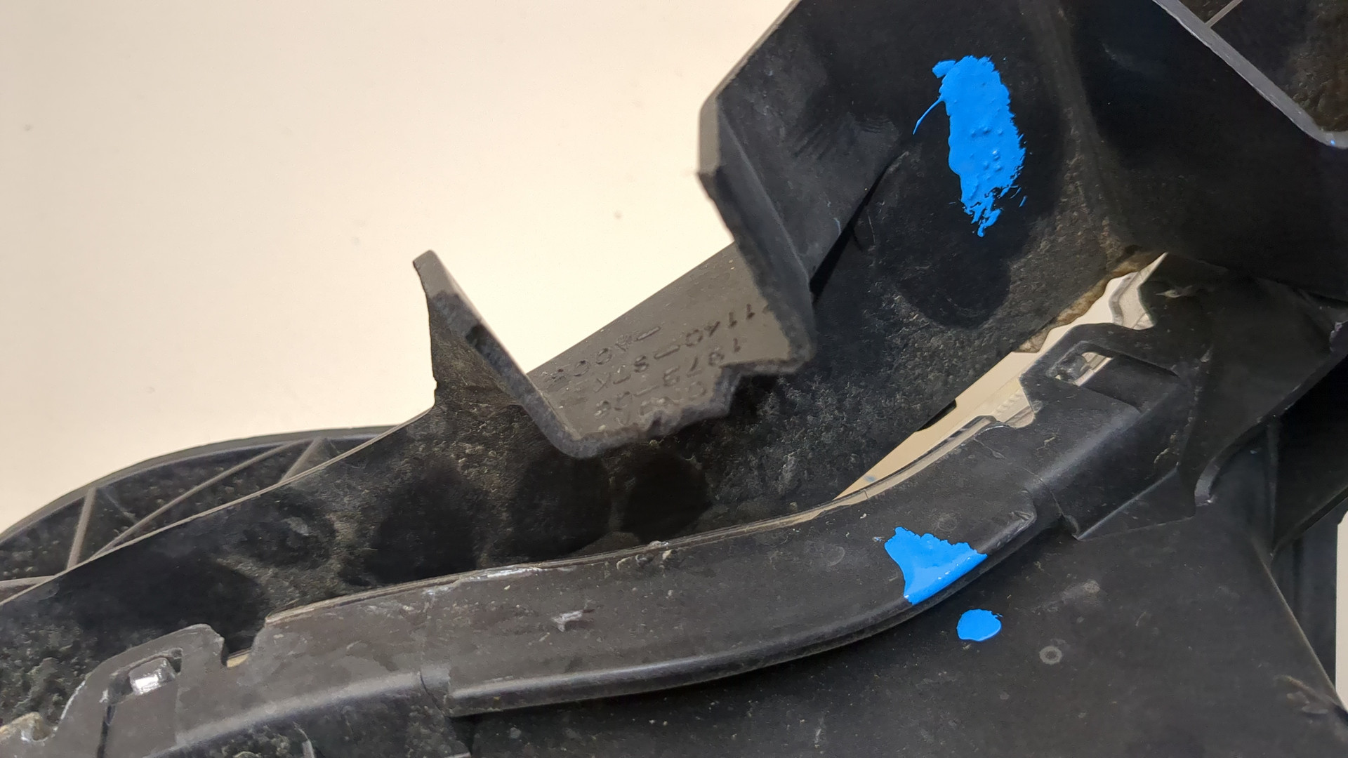 Фара правая