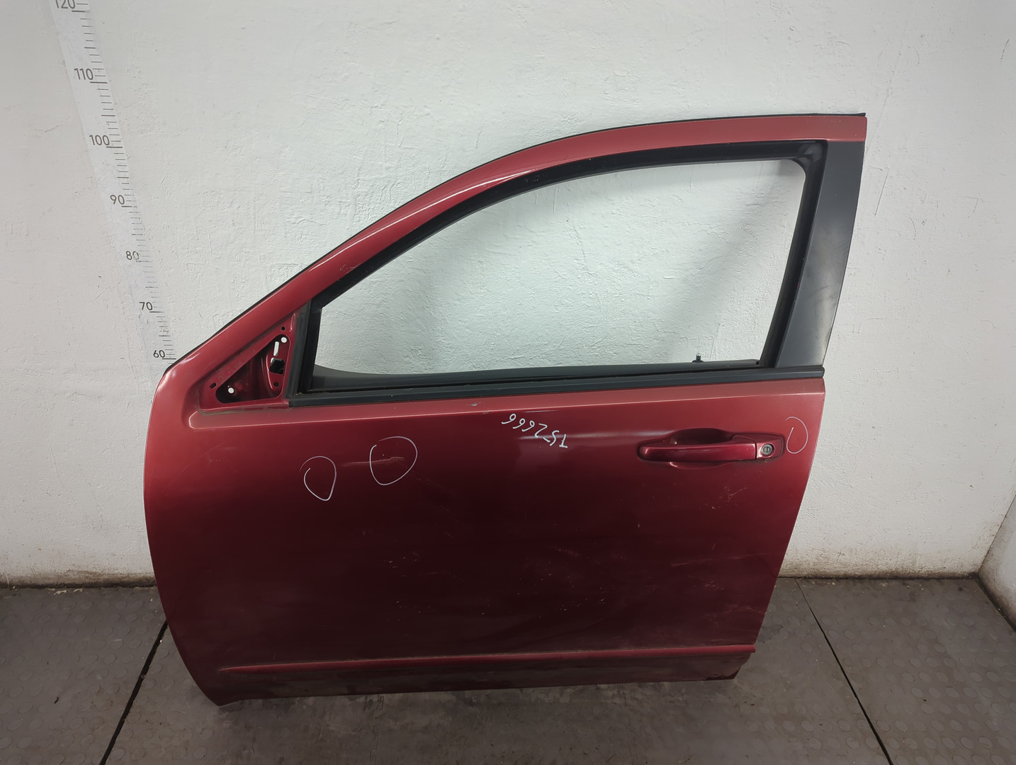Дверь передняя левая