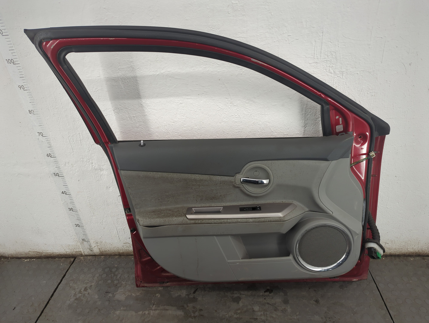 Дверь передняя левая