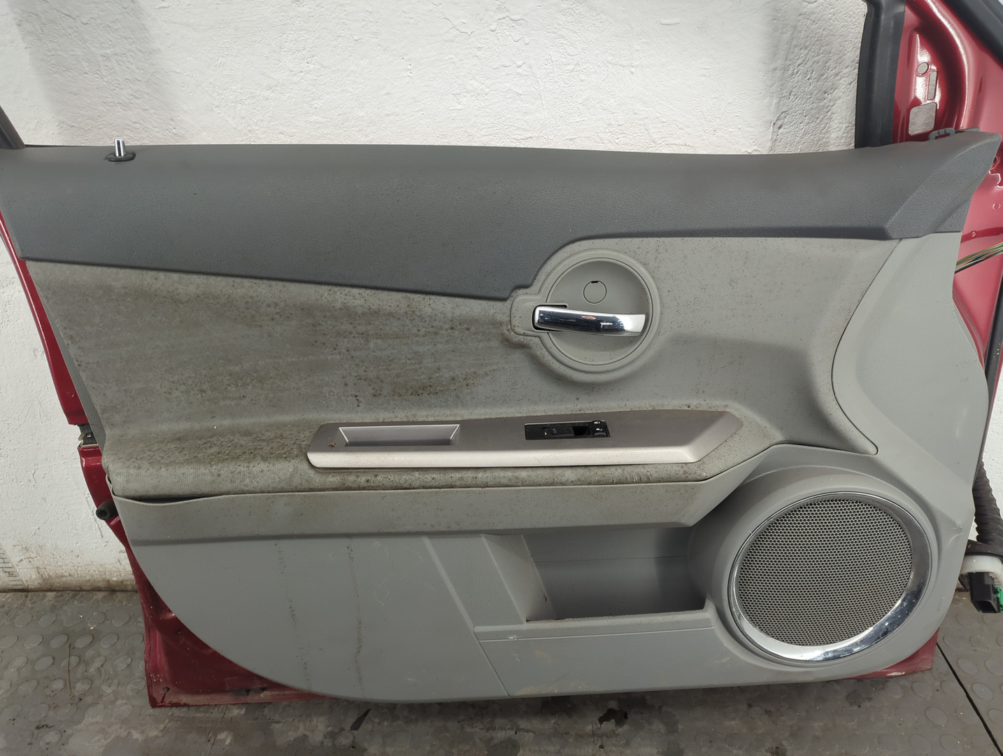 Дверь передняя левая