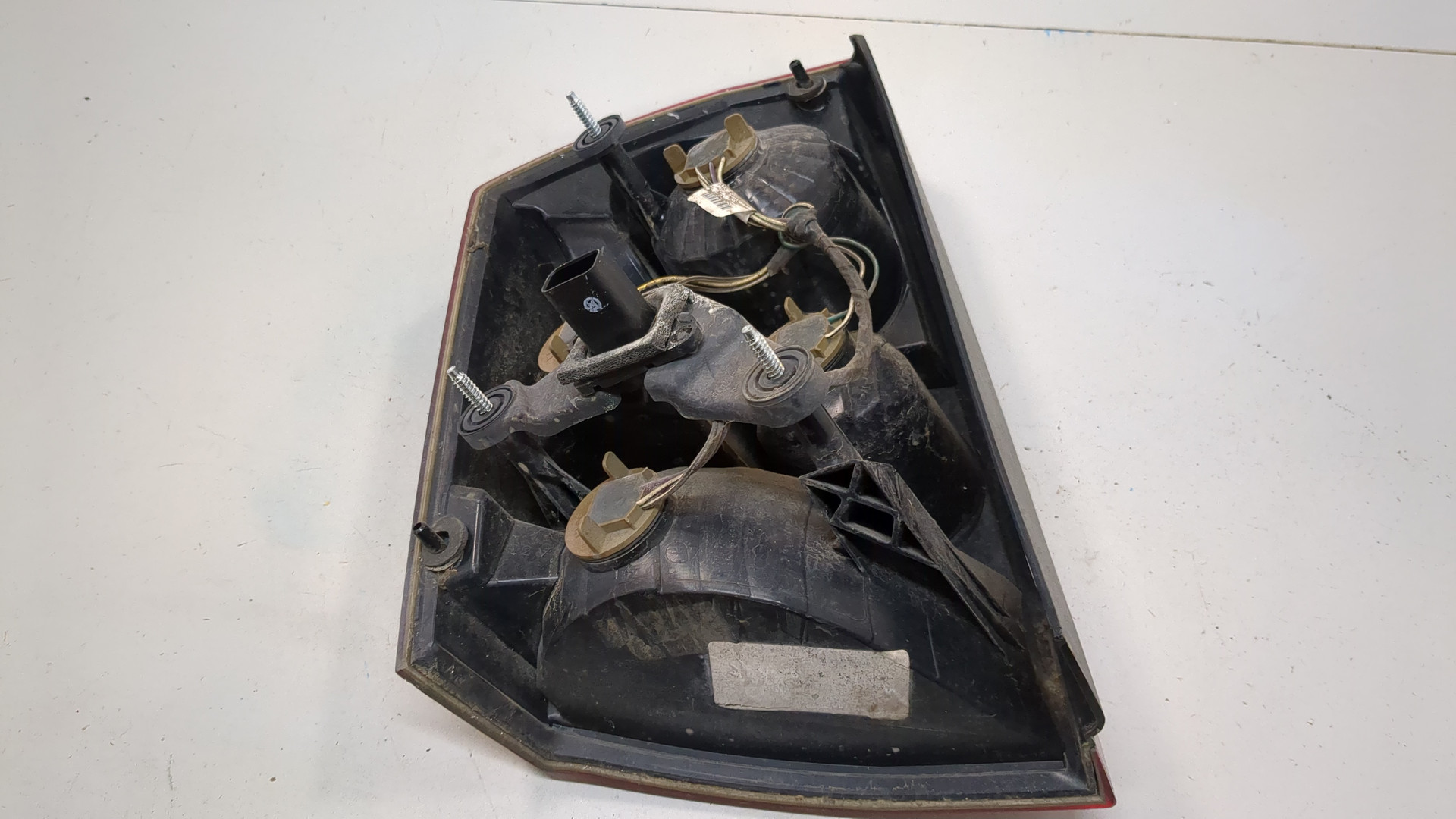 Фонарь задний правый