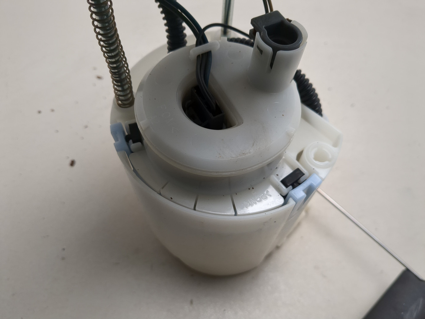 Насос топливный электрический