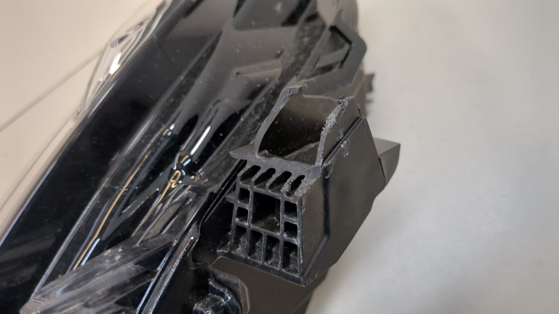 Фара дневного света левая (ходовые огни)