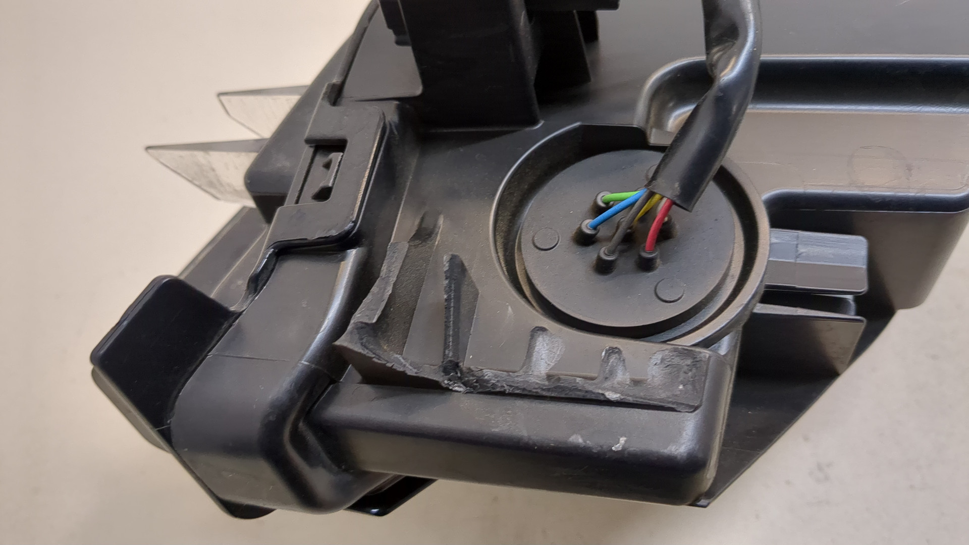 Фара дневного света левая (ходовые огни)