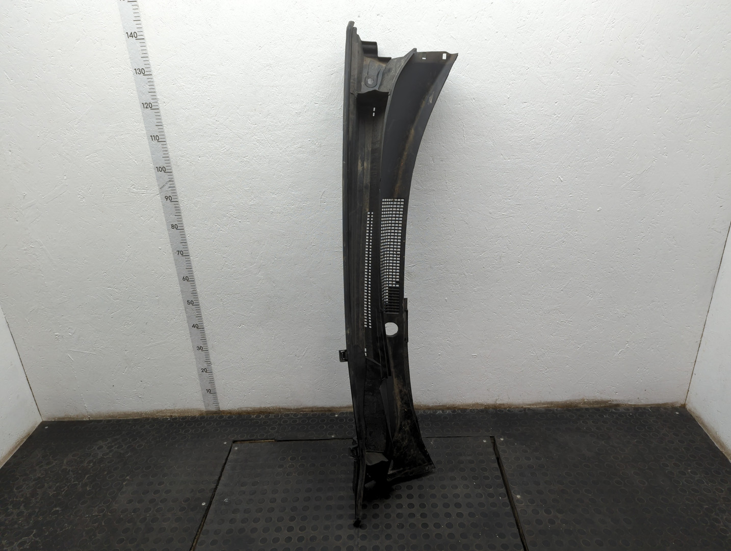 Решетка стеклоочистителей (Жабо)