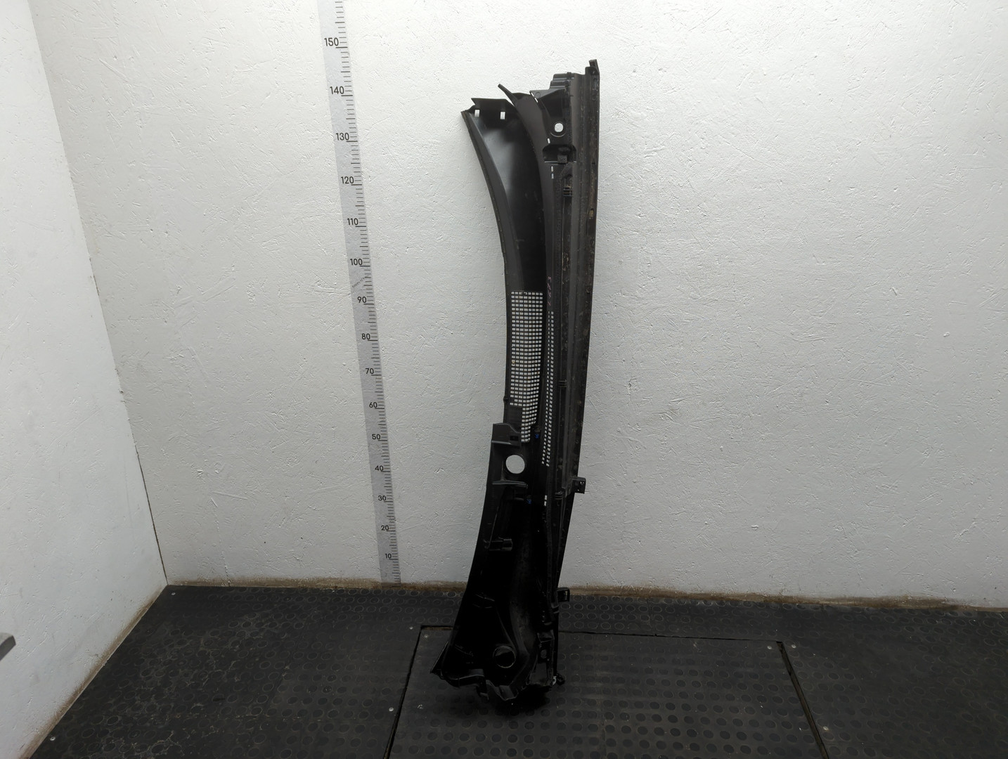 Решетка стеклоочистителей (Жабо)