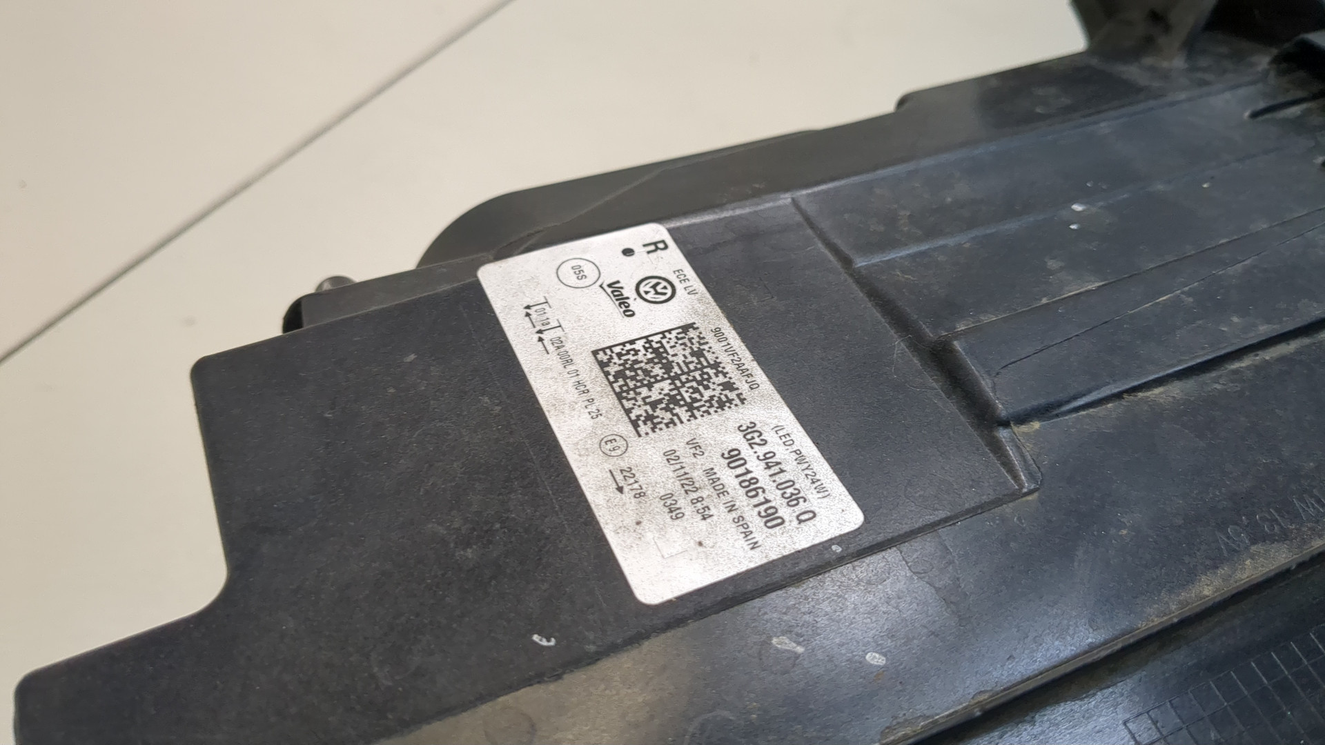 Фара правая