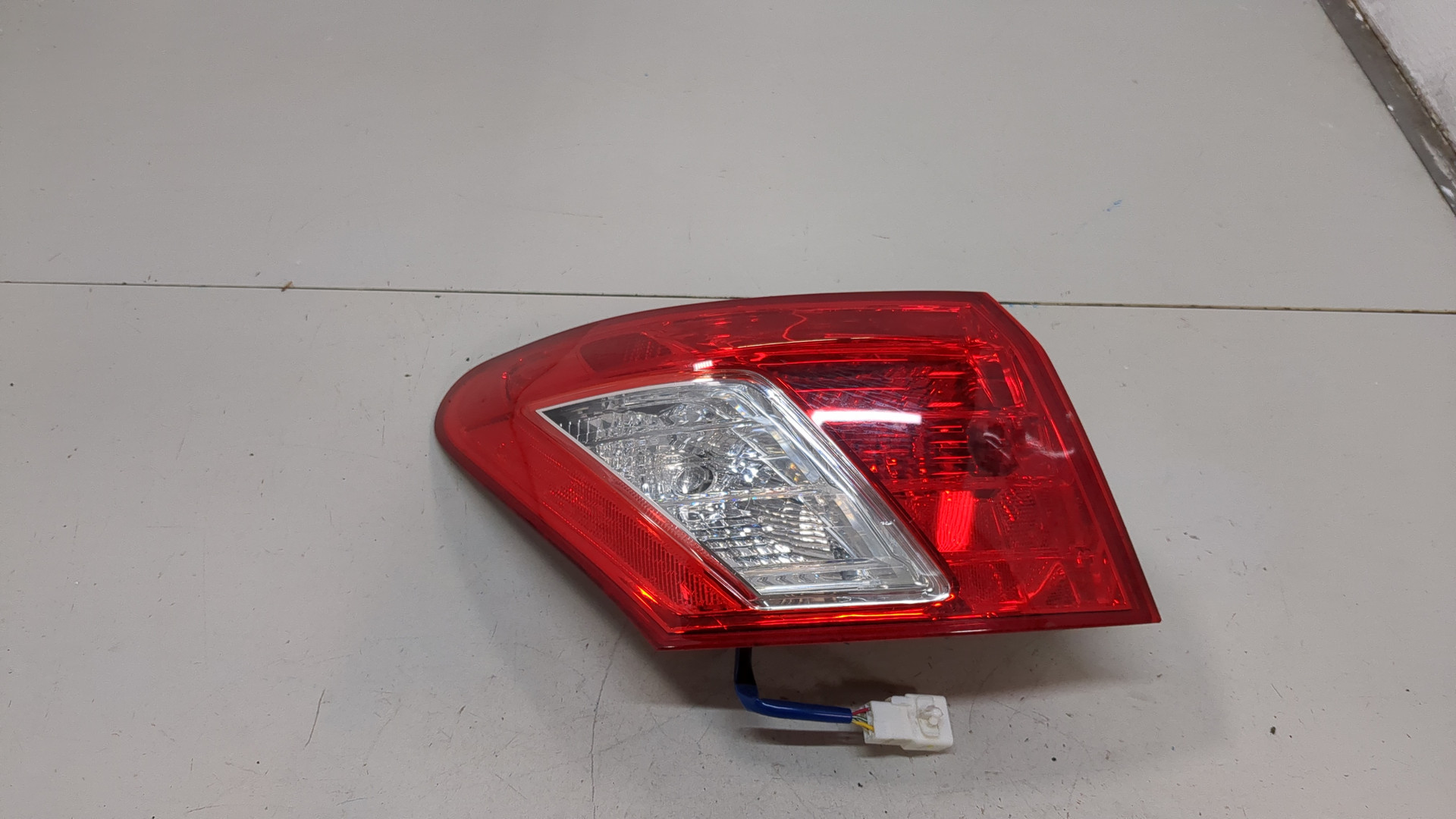 Фонарь задний левый