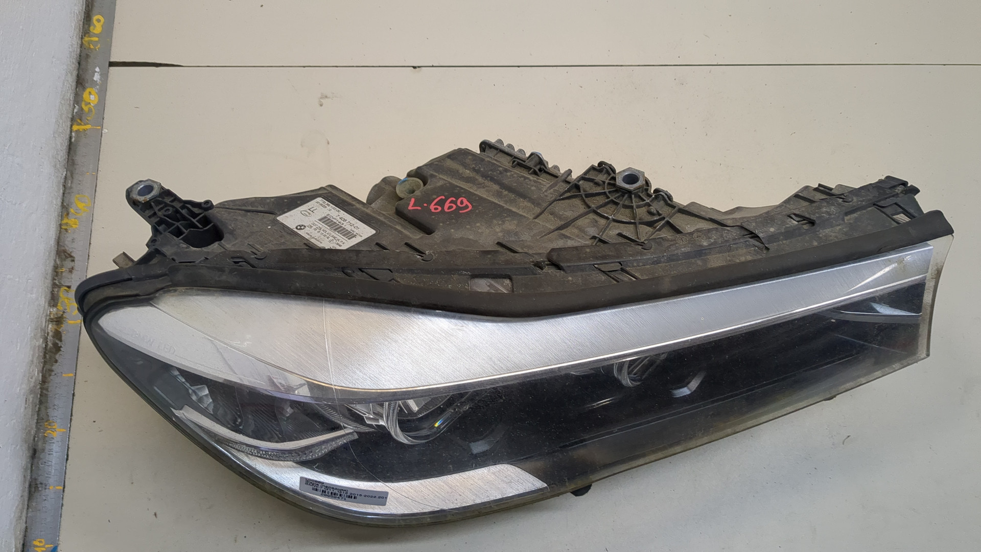 Фара правая