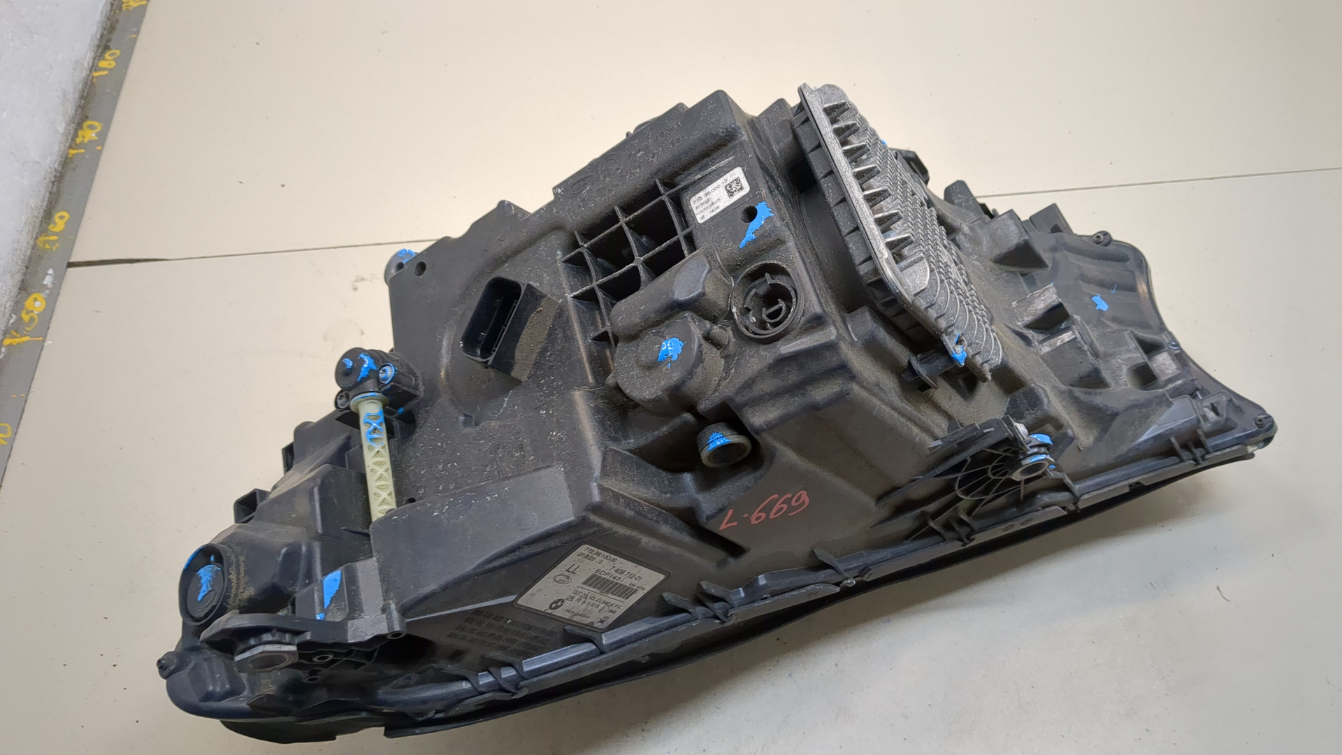 Фара правая