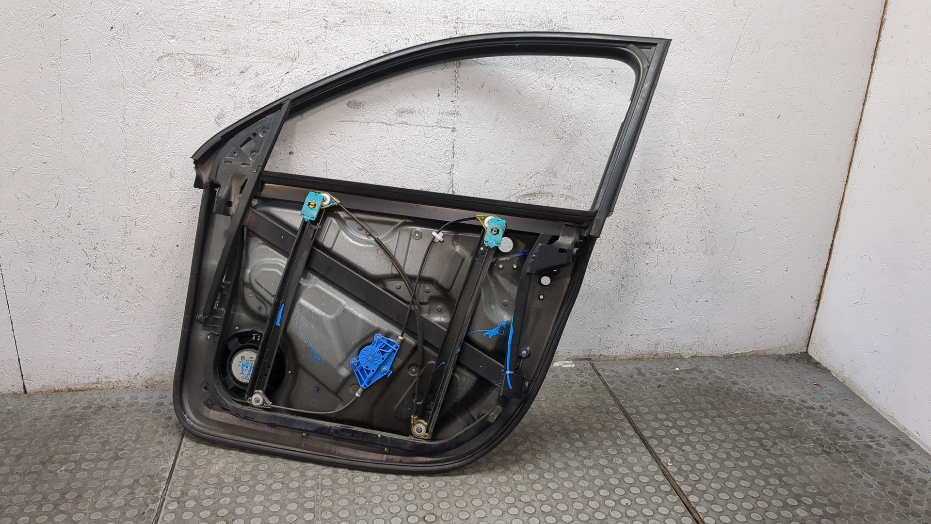 Стеклоподъемник электр. передний левый