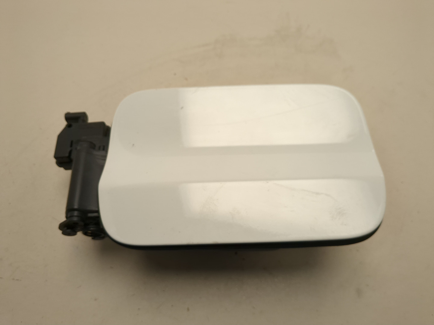 Лючок бензобака