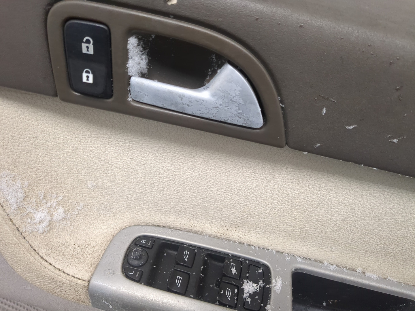 Дверь передняя правая