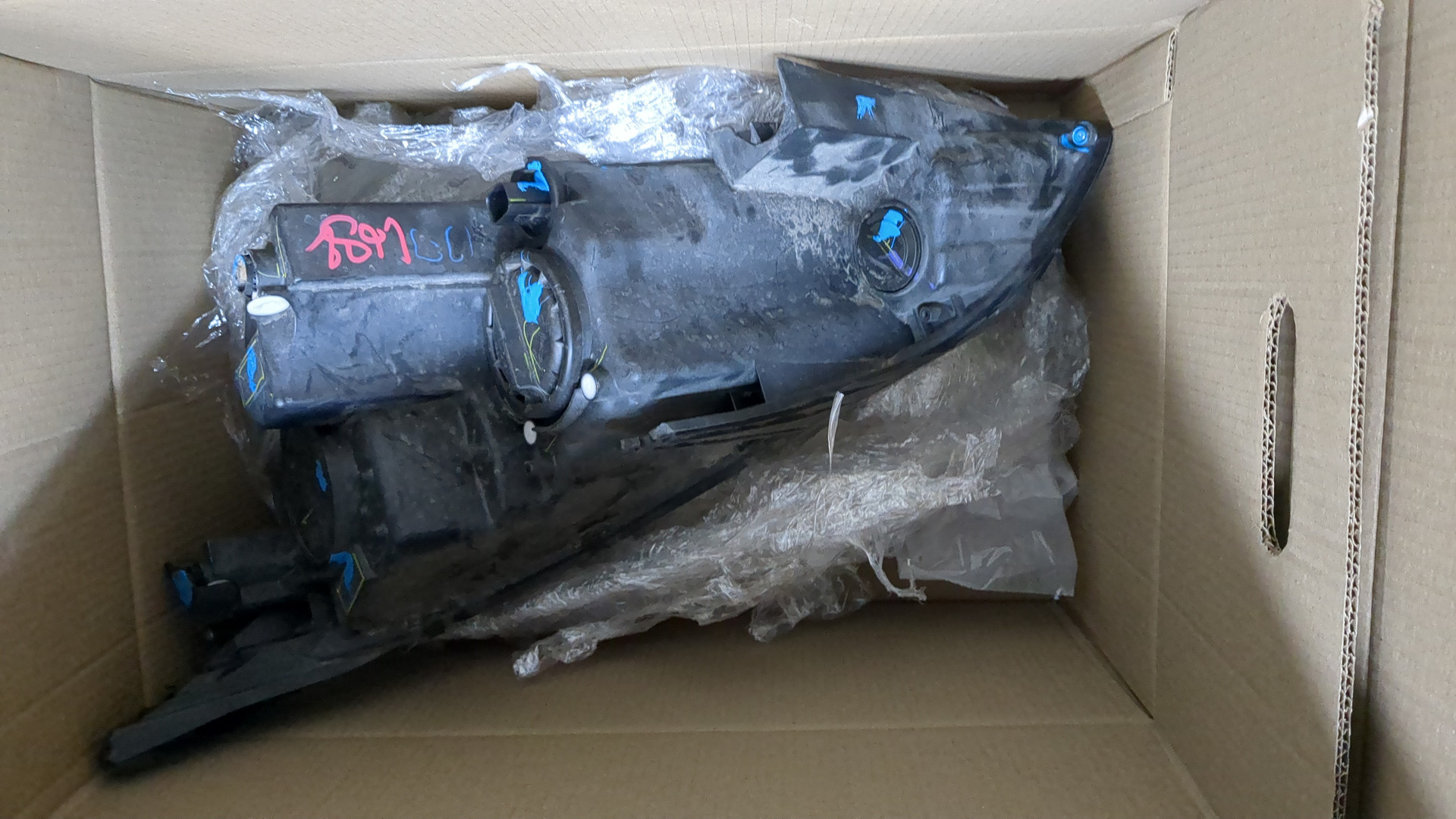 Фара правая