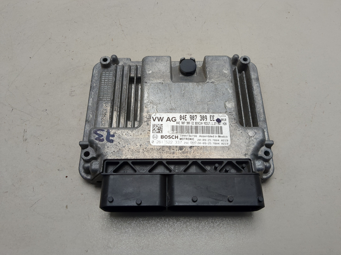 Блок управления двигателем