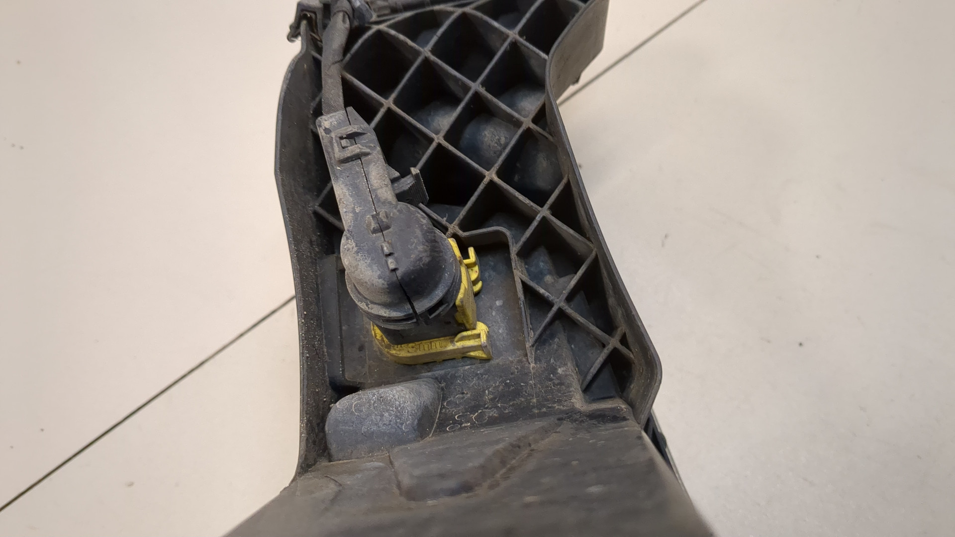 Фара противотуманная правая