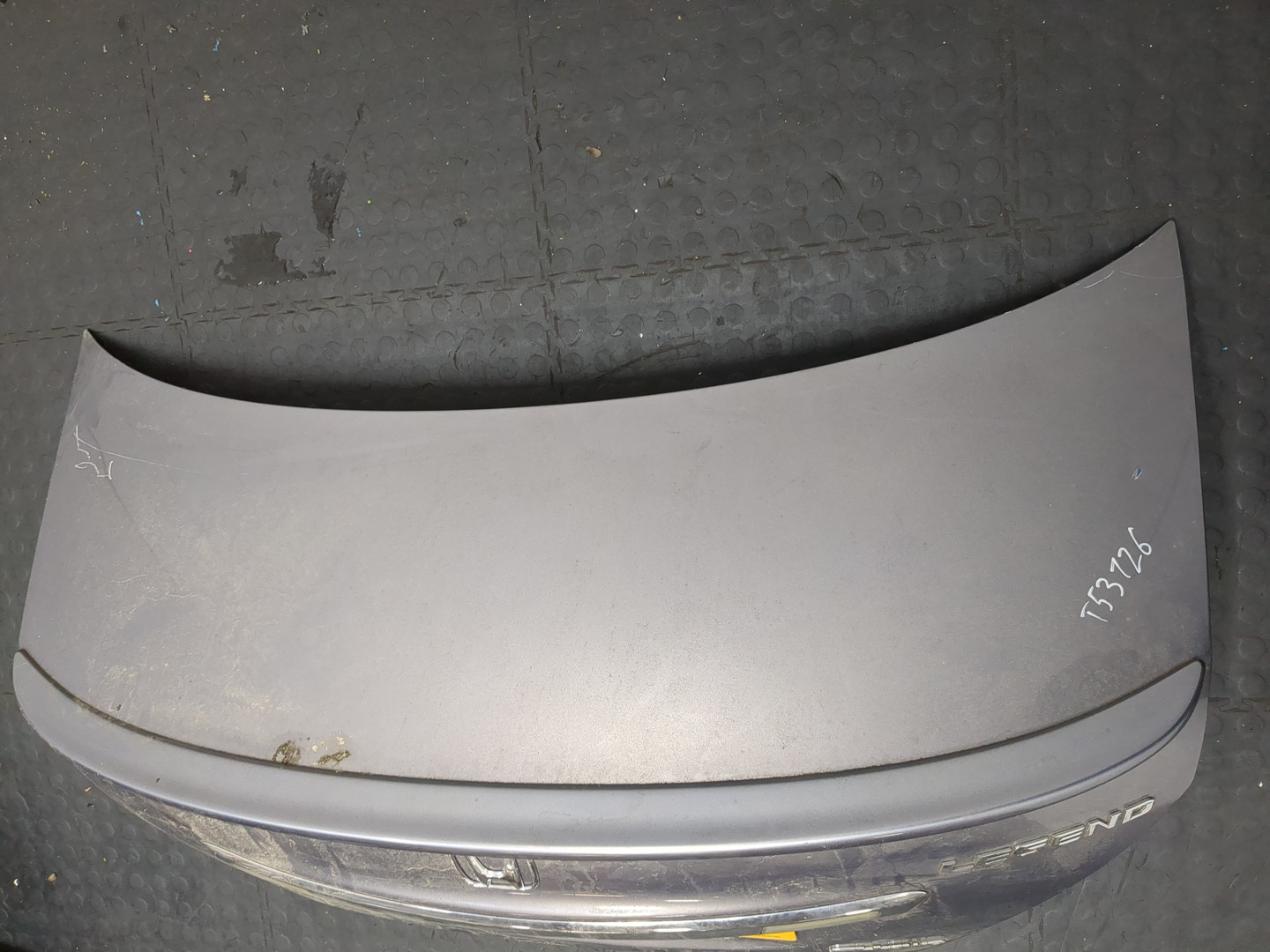 Дверь багажника