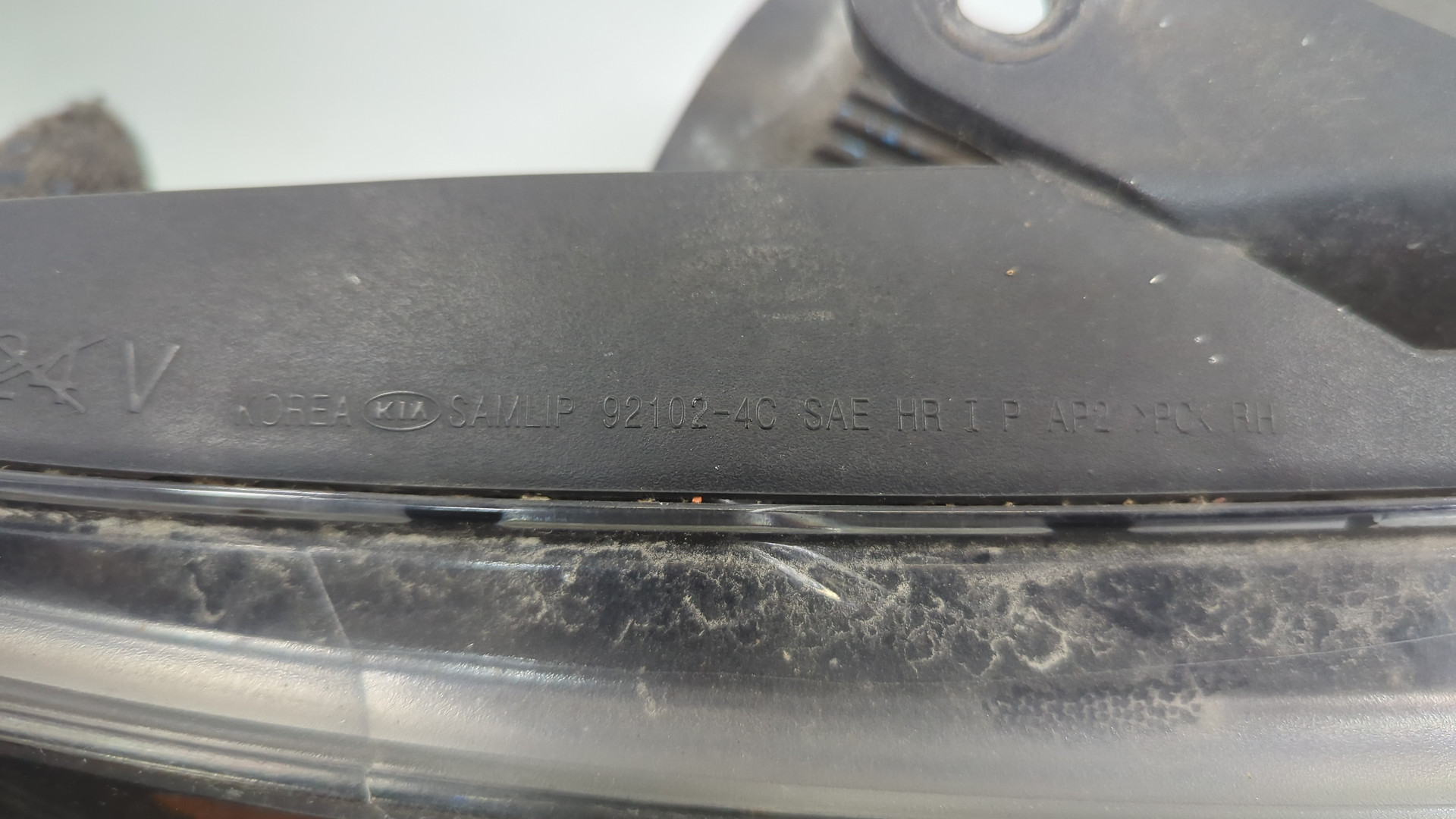 Фара правая