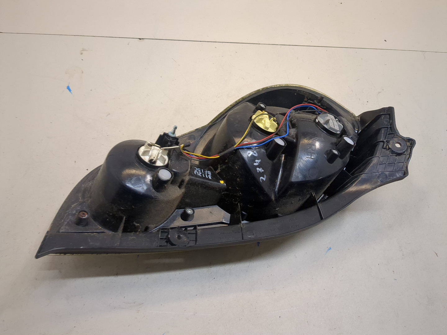 Фонарь задний правый