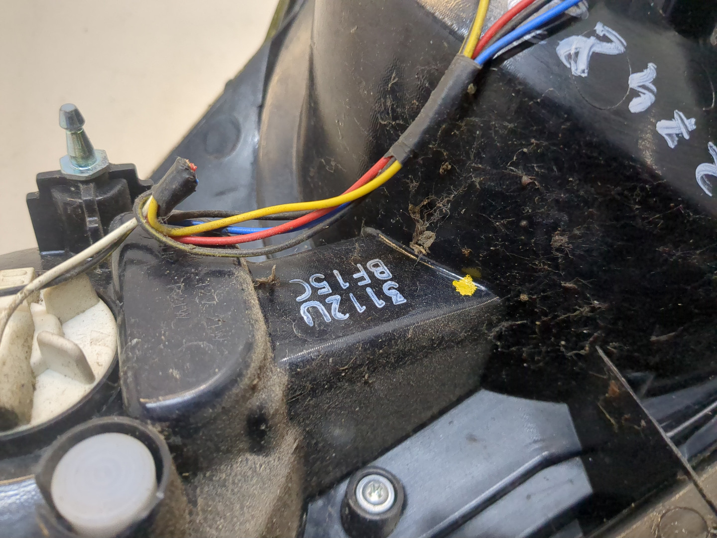 Фонарь задний правый