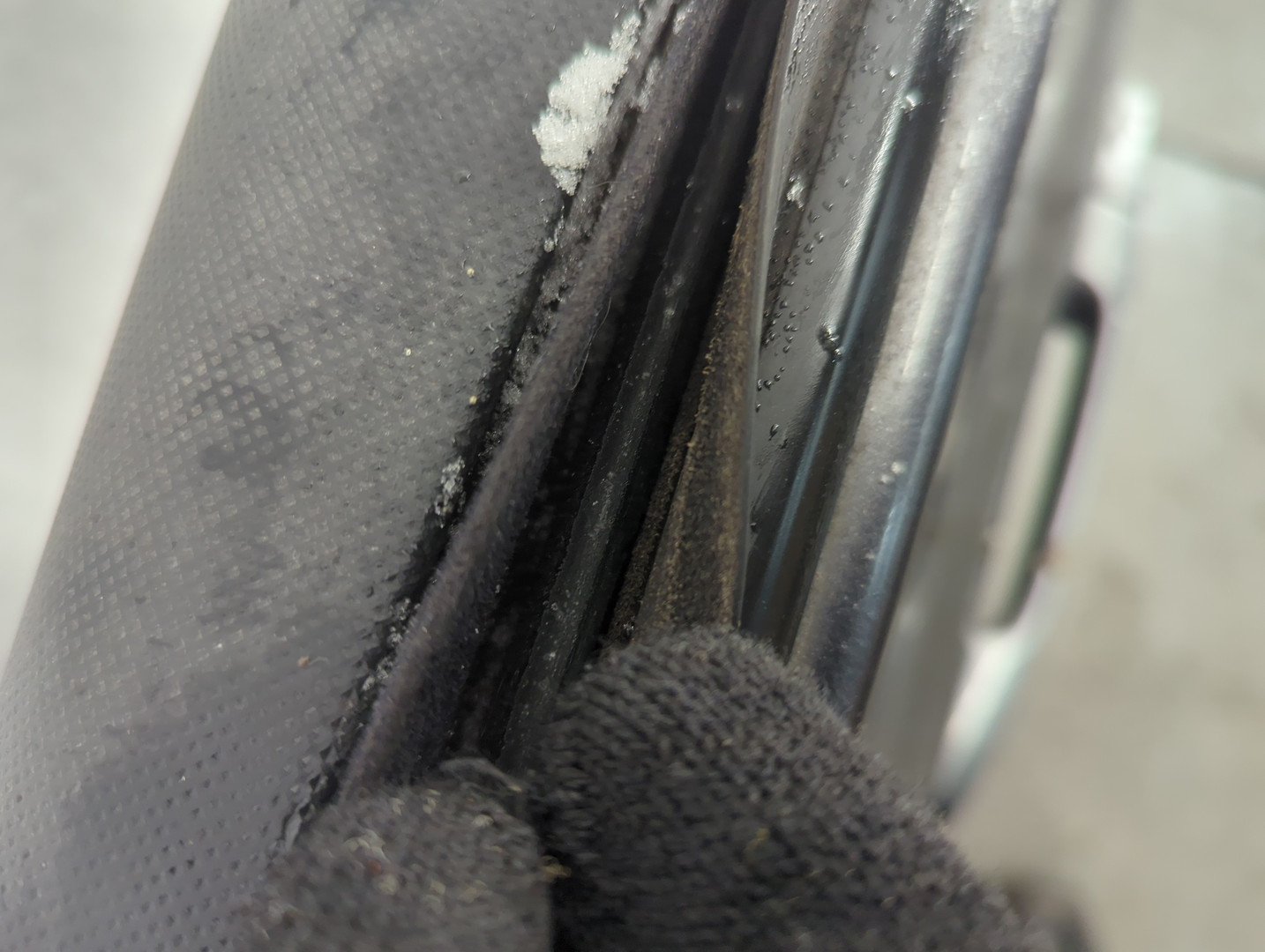 Дверь передняя левая