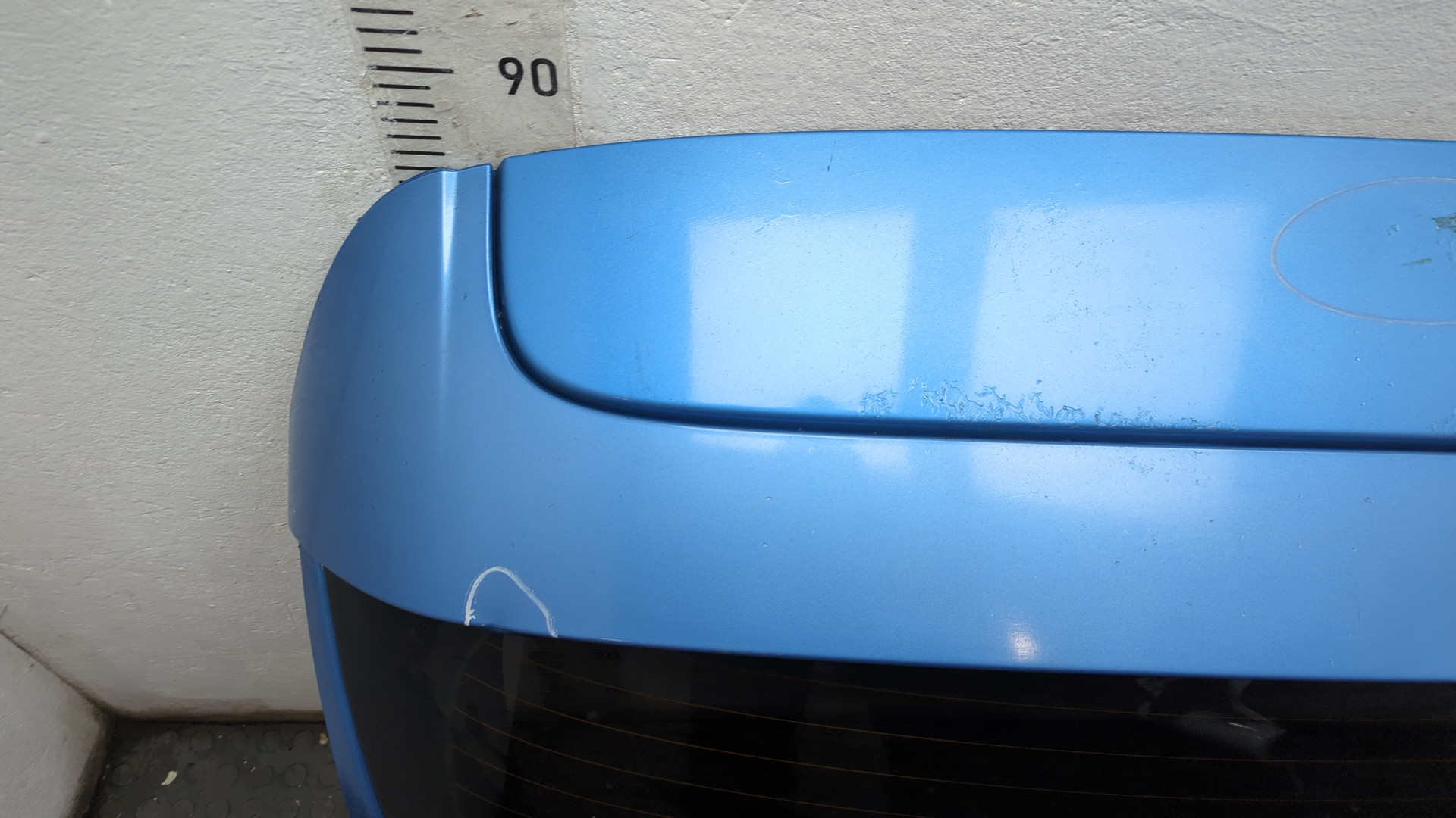 Дверь багажника