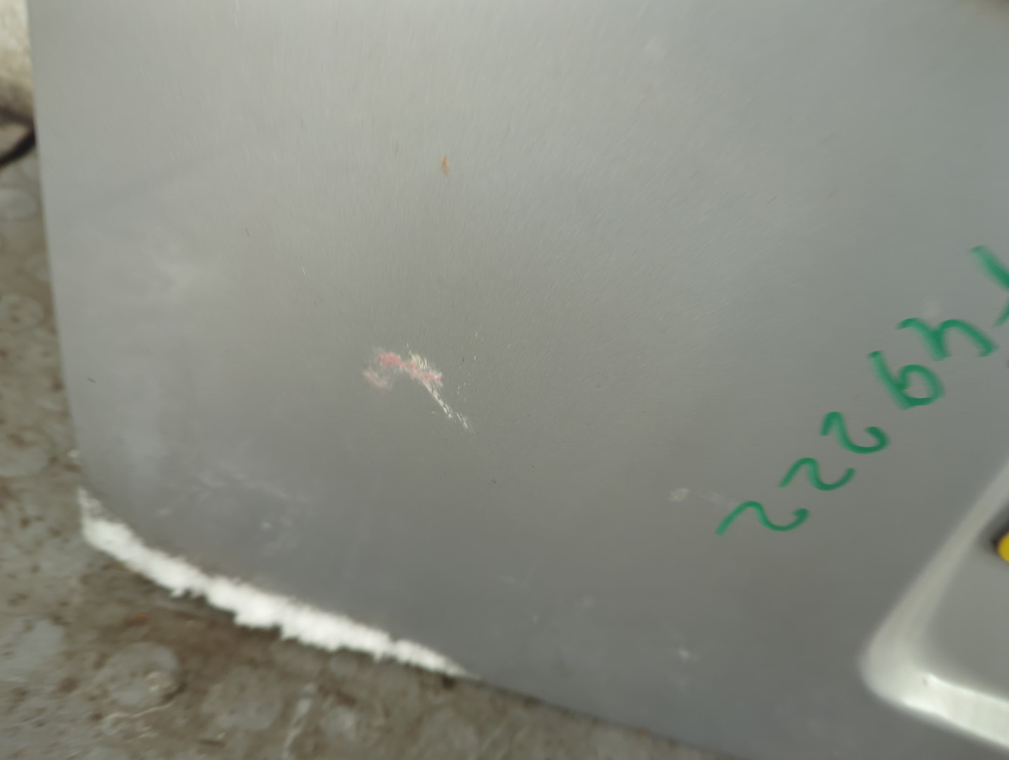 Дверь багажника