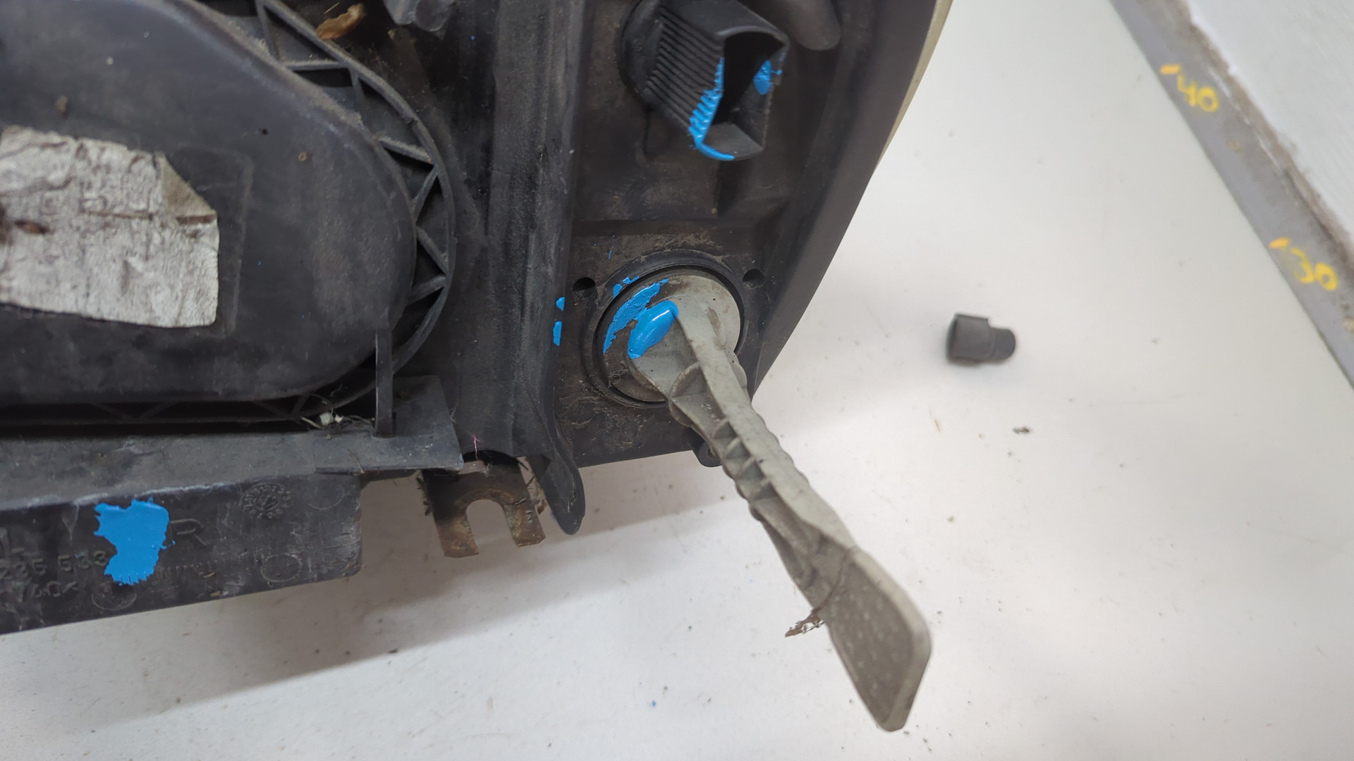 Фара правая