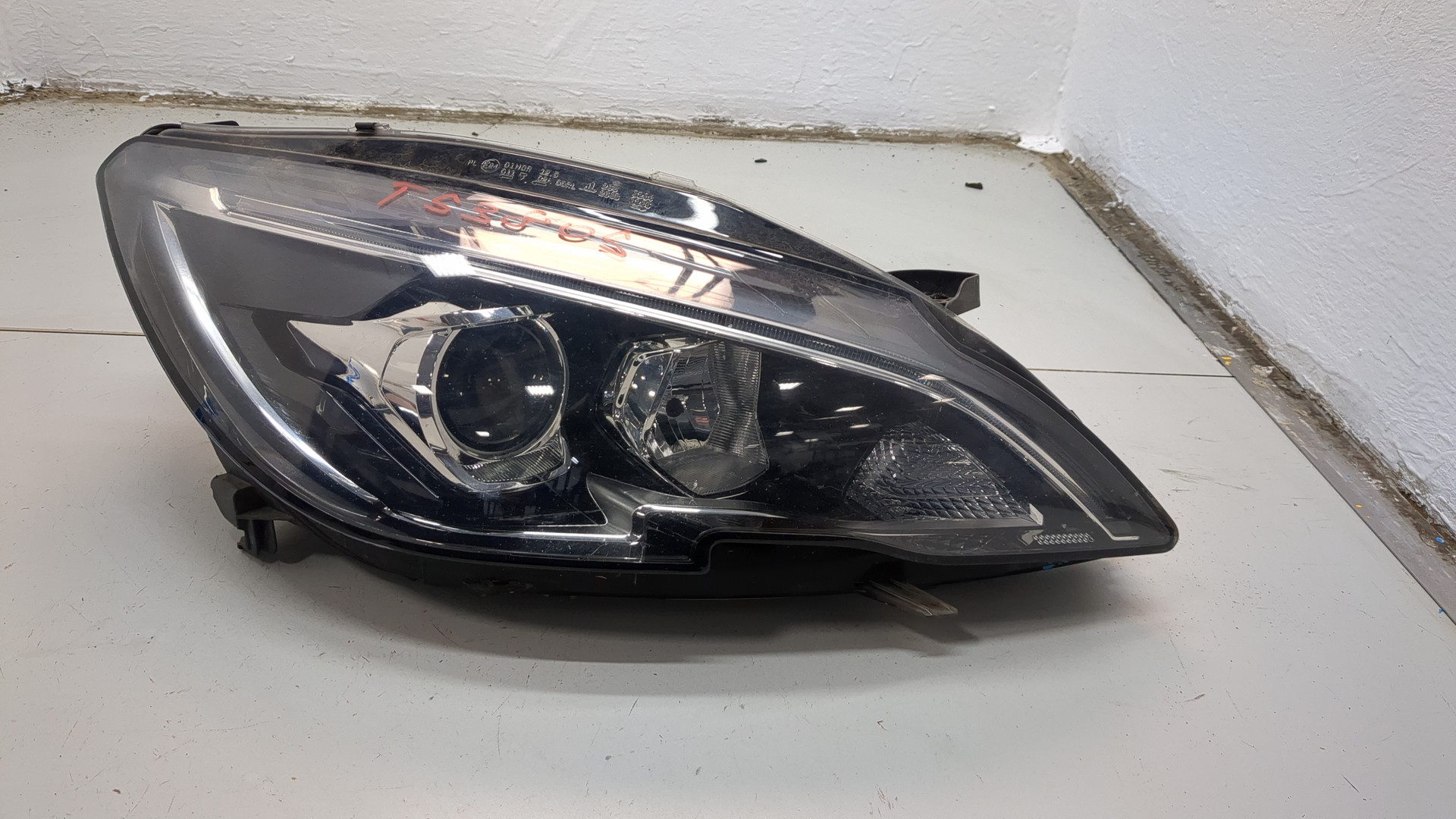 Фара правая