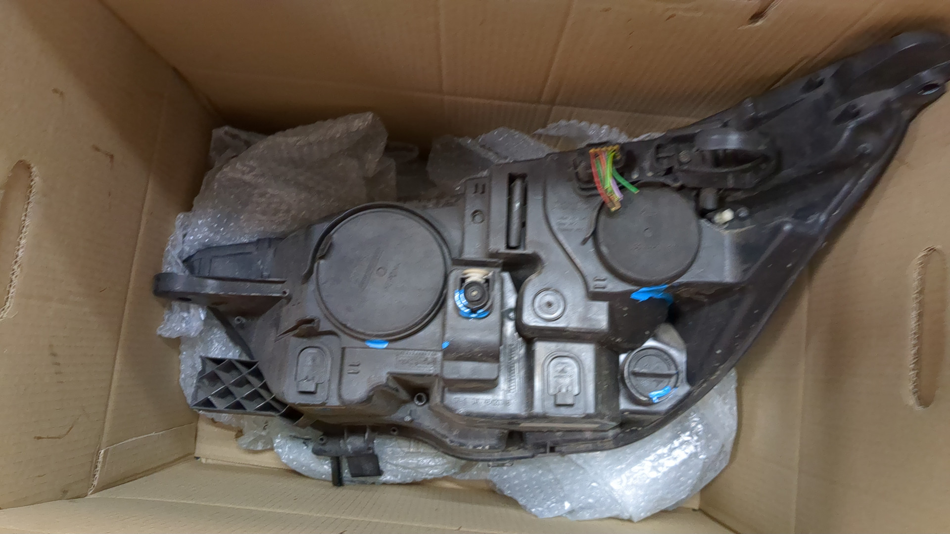 Фара правая