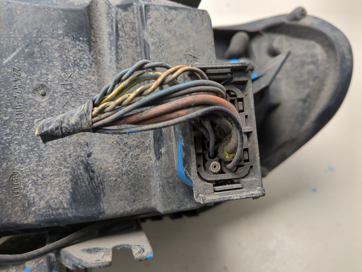 Фара правая