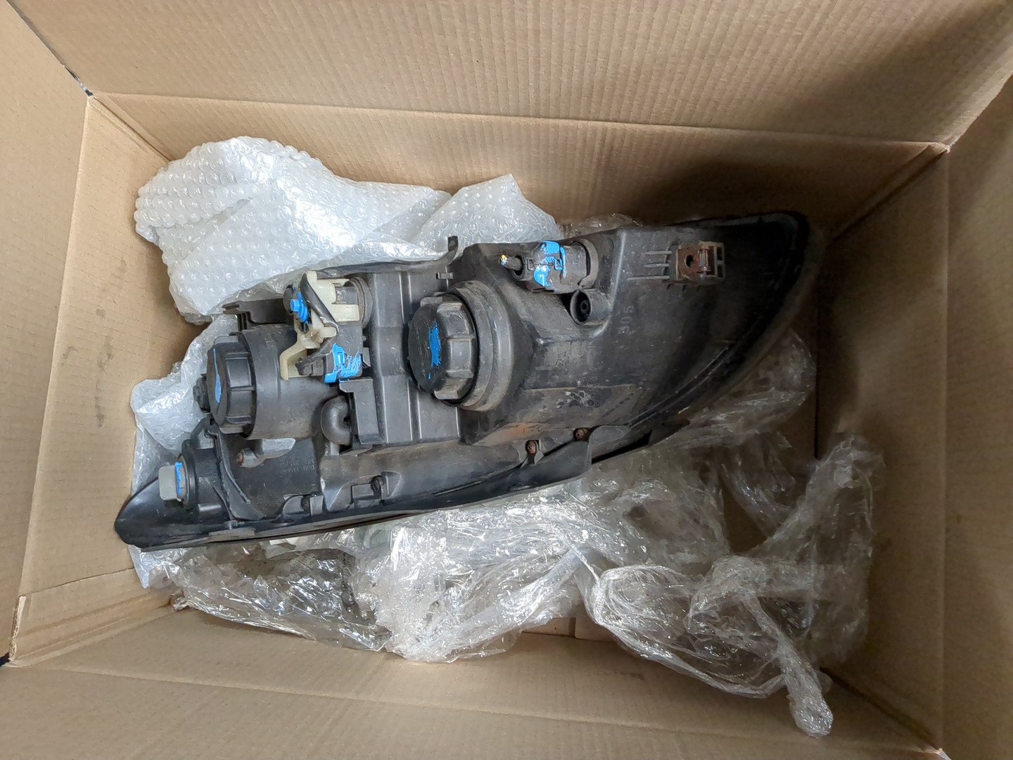 Фара правая