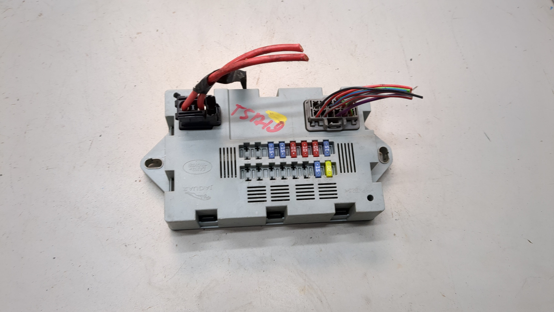 Блок предохранителей