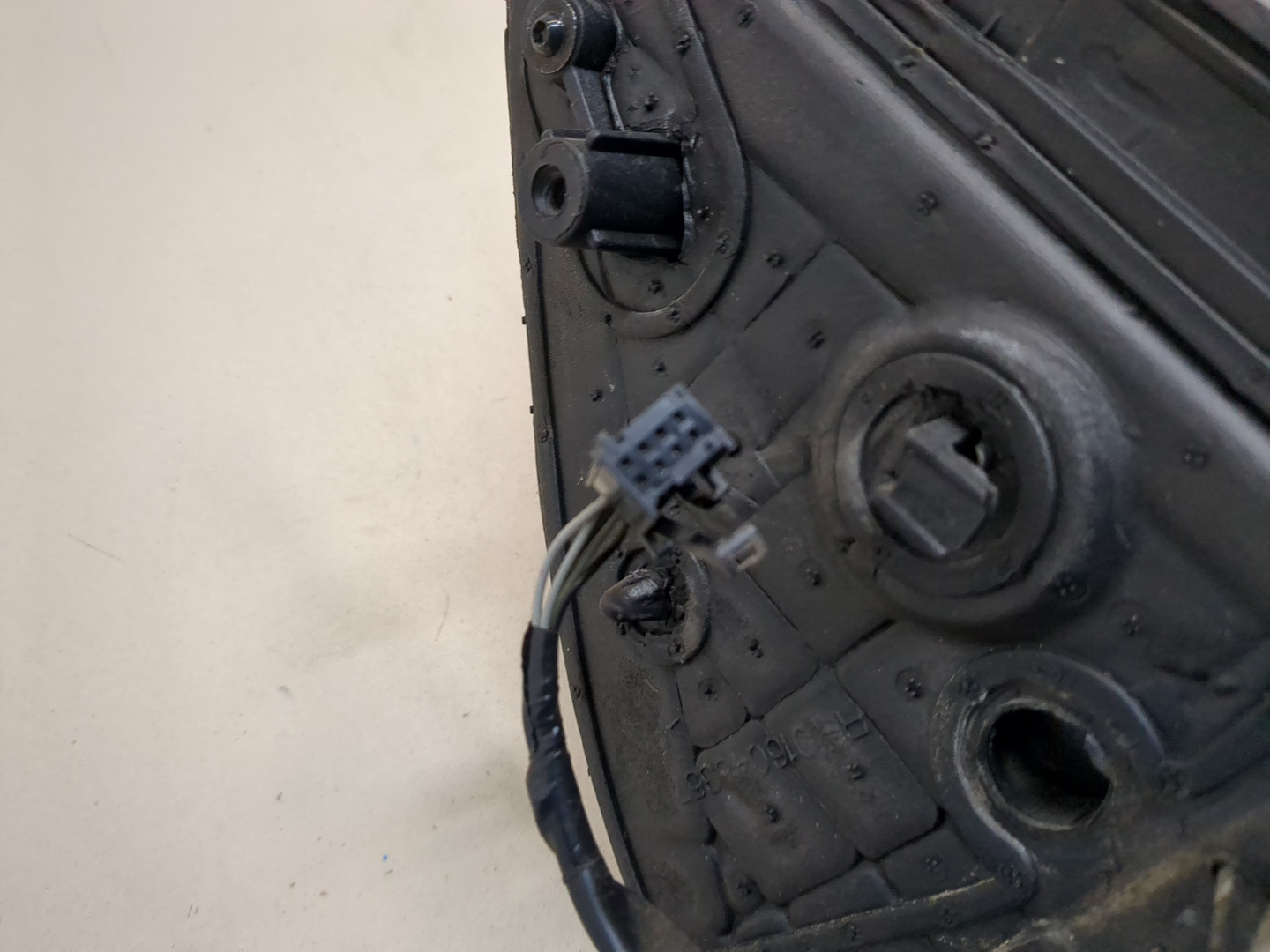 Зеркало правое электрическое