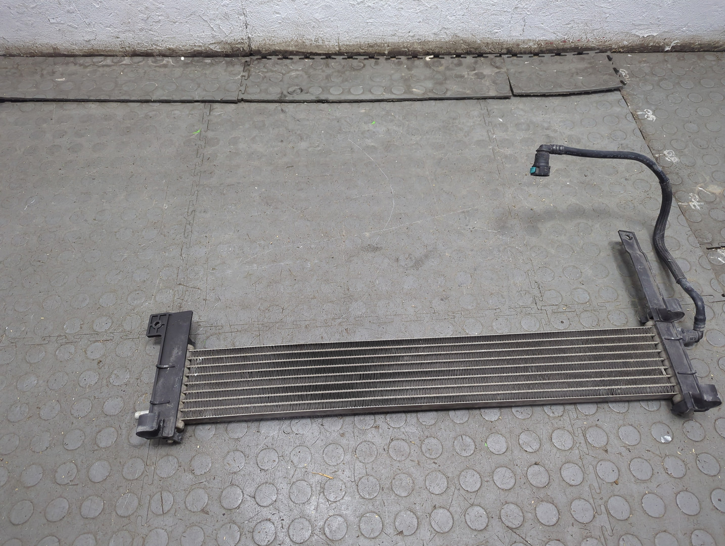 Радиатор охлаждения топлива