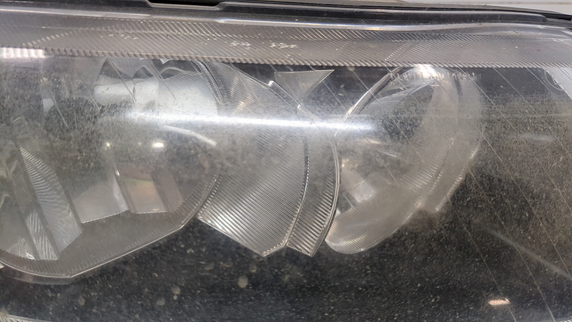 Фара правая