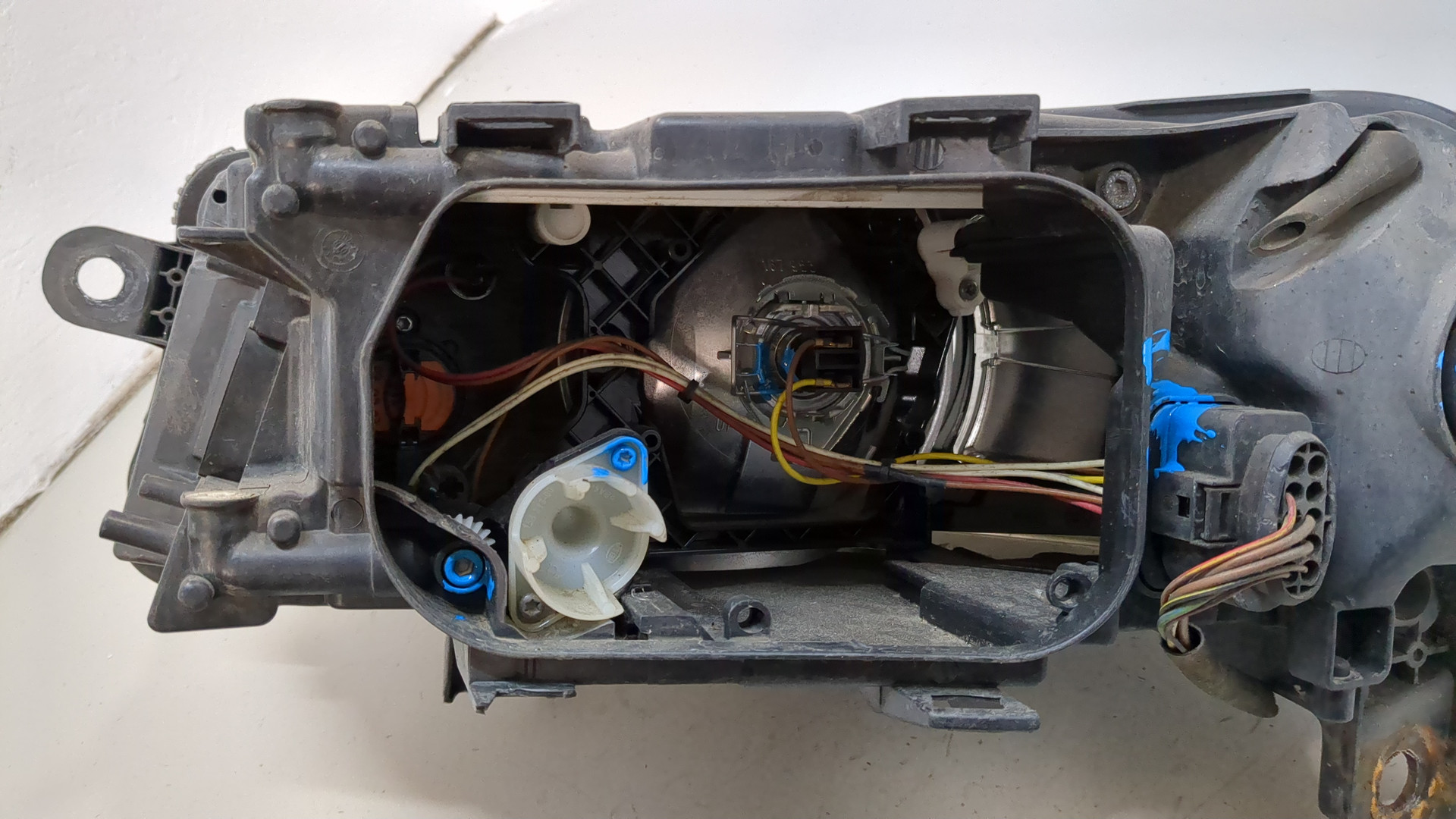 Фара правая