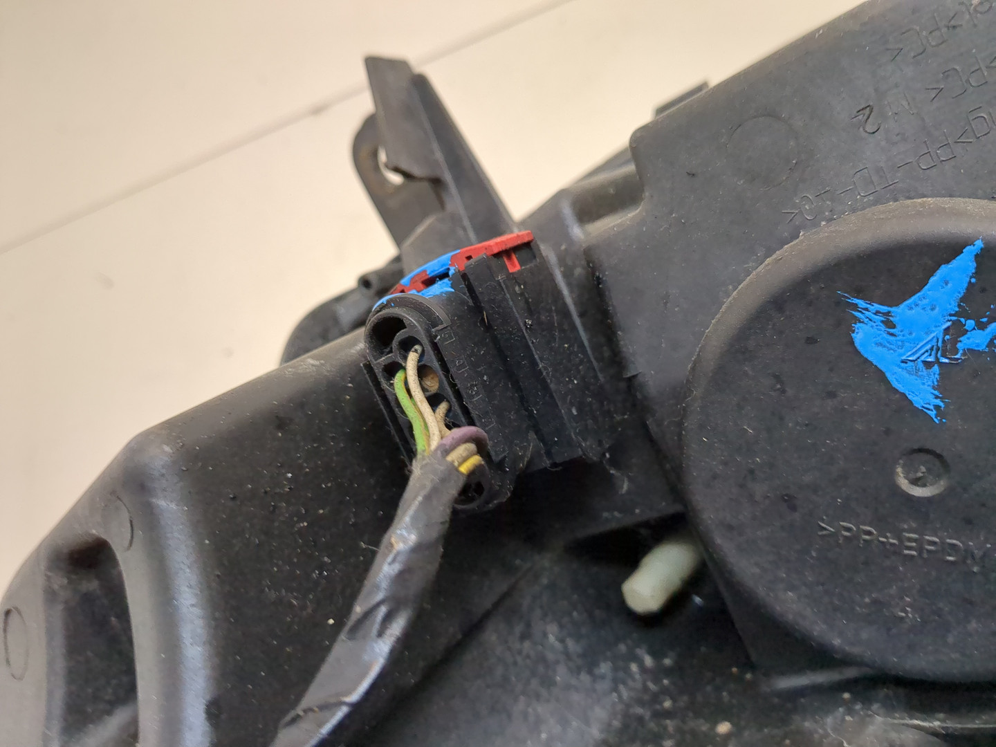 Фара правая