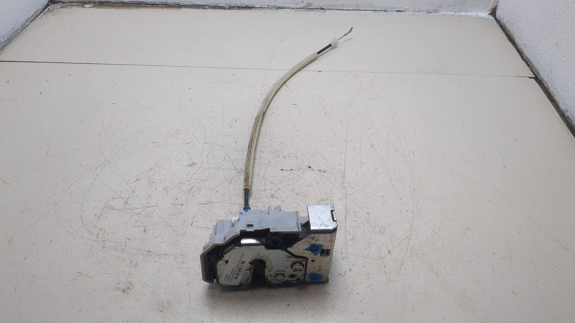 Замок двери задней правой