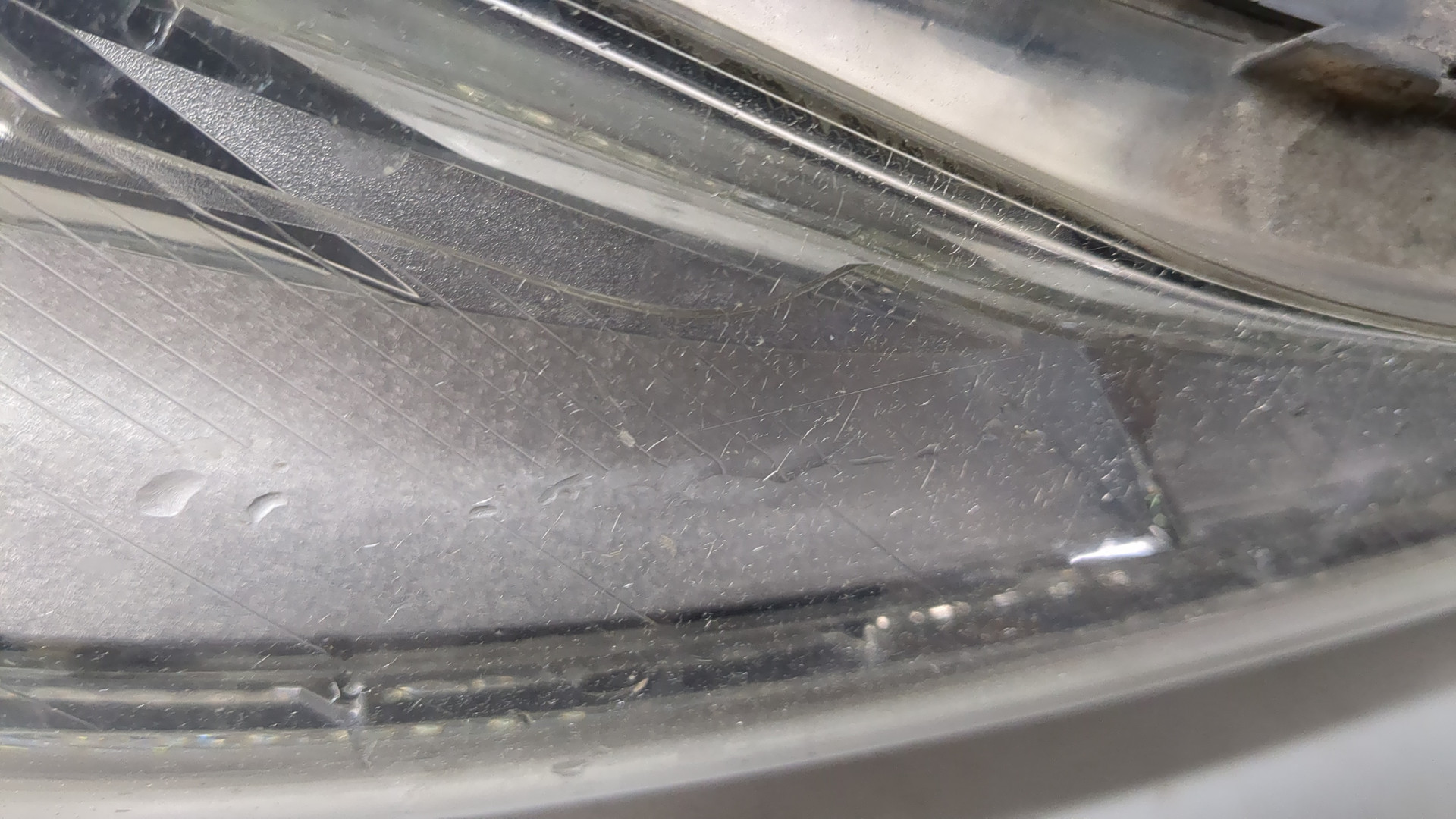 Фара правая