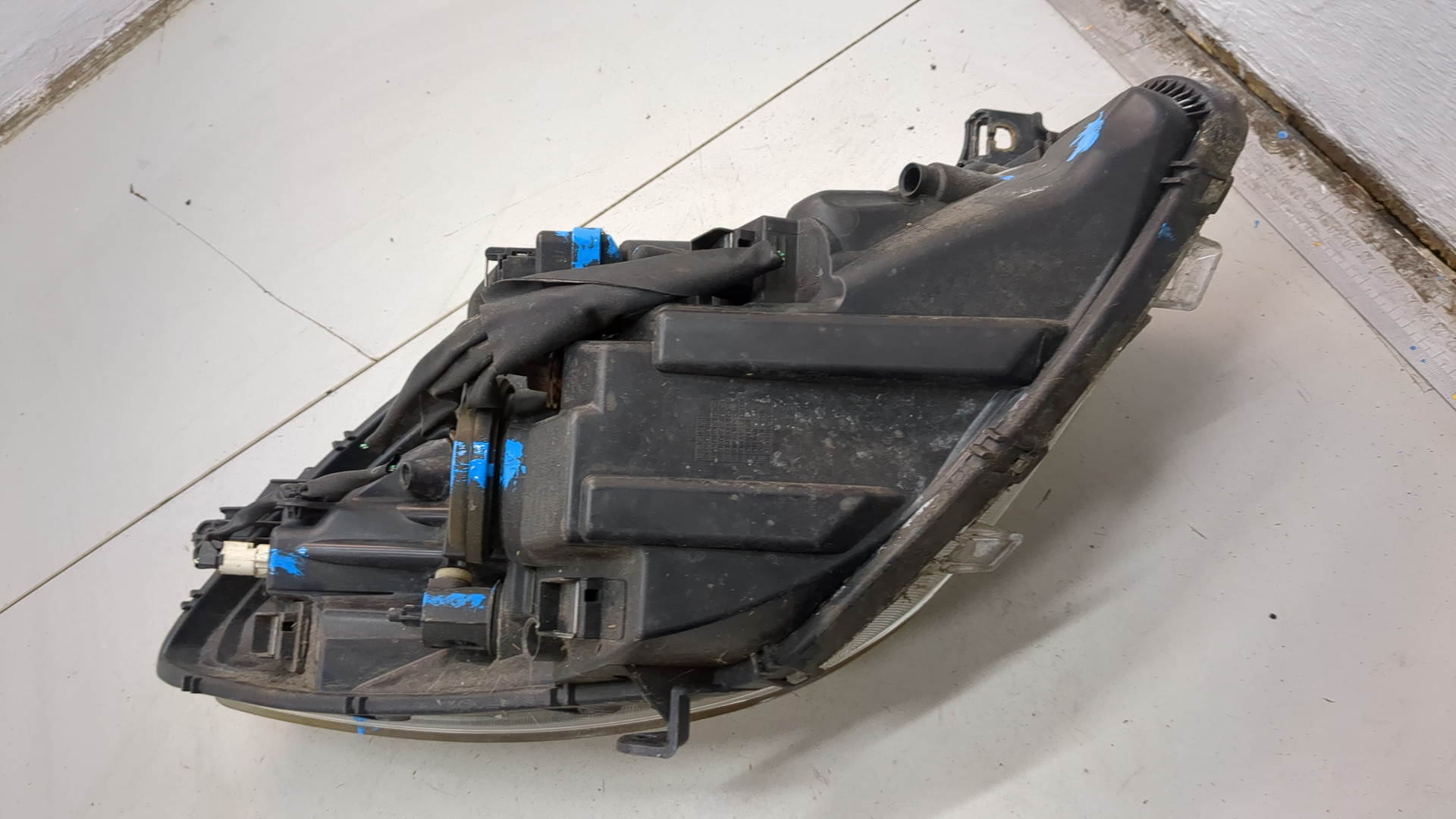 Фара правая