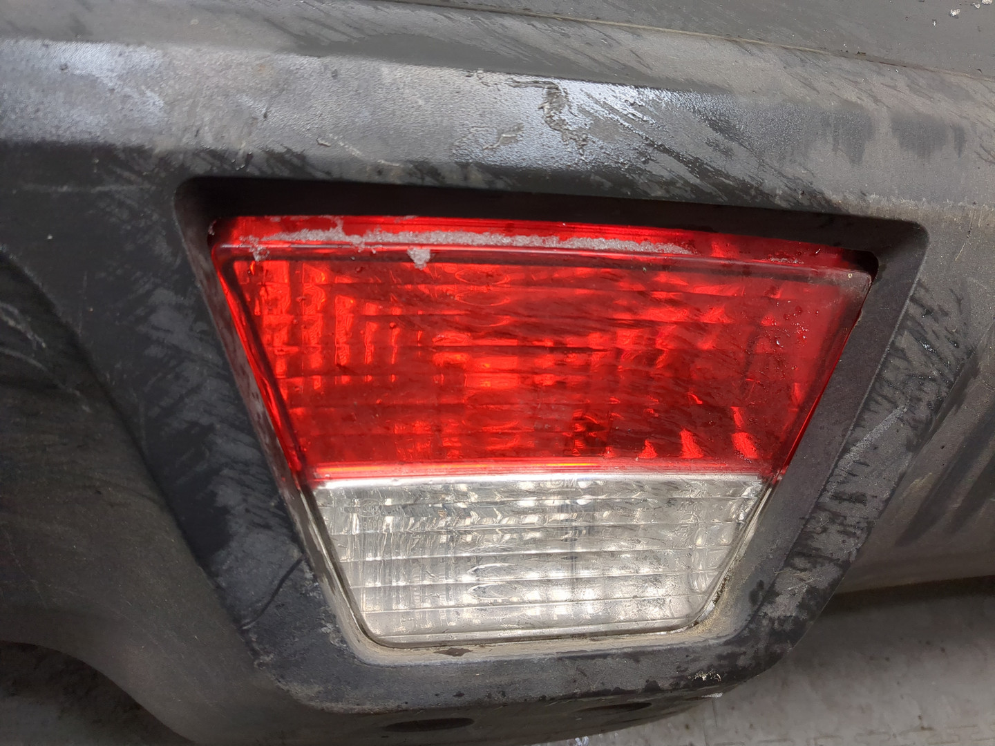 Бампер задний