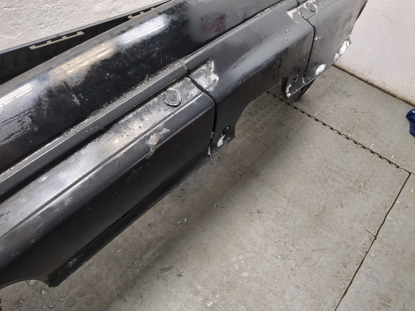 Бампер задний