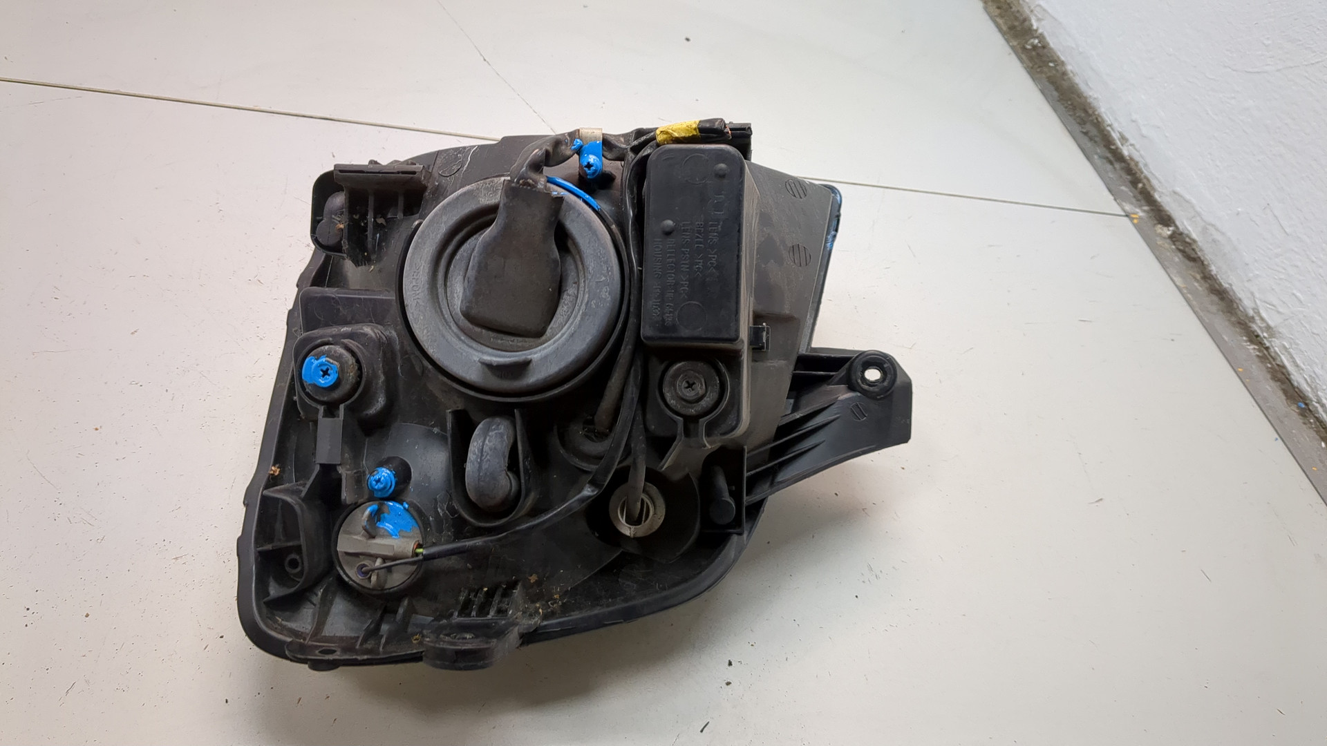 Фара правая